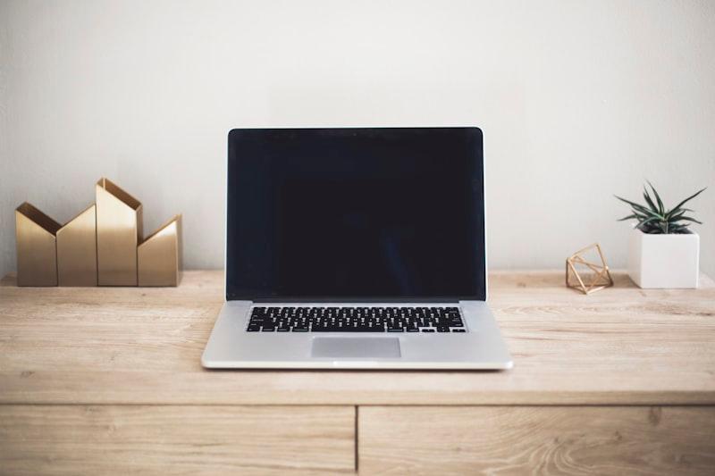 Electronics & Tech